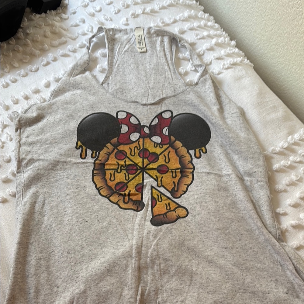Disney Minnie pizza tank top size M